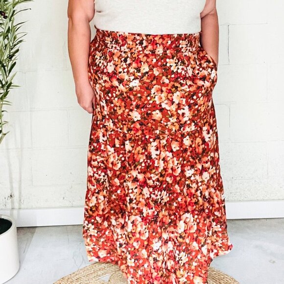 NWT Floral Smocked Waist Tiered Design Midi Skirt  1X - Picture 5 of 10